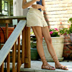 Pic of ALS is All Ladies Shaved - ALS Scan Thumbnail Gallery