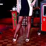 Pic of Cathy Heaven has her ass pounded during a magic show (Brazzers - 16 Pictures)
