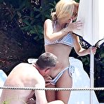 Pic of Gillian Anderson oops and young nude pics