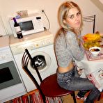 Pic of Blonde GF Genya and her boy friend submit self shot sex pictures.