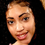 Pic of Stripteasing Ebony Girl Karmalita