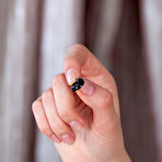 Pic of Pizza-loving chick decides to get naked next to her dinner table - aMetart.com