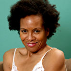 Pic of Ariela in Ariela in mature and hairy