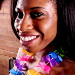 Pic of Taylor Kush in Taylor Kush in dime pieces