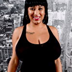 Pic of Danni Lynne in Danni Lynne in black women