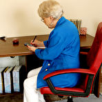 Pic of [All Over 30] Secretary Mimi breaks from steno to spread her legs - IWantMature.com