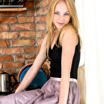 Pic of Younger Babes Models Photos - Nude Younger Babes Thumbnails, Younger Babes Nude Art Gallery