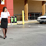 Pic of [MILF Hunter] Beautiful Housewife Is Cheating On Her Husband - IWantMature.com