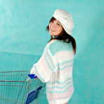 Pic of Naked teen in a shopping-cart