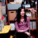 Pic of Emily Willis - Shoplyfter