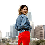 Pic of Mia Valentine showing off on Zishy.