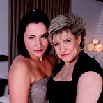 Pic of Hot babe doing a naughty lesbian housewife