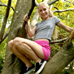 Pic of ALS is All Ladies Shaved - ALS Scan Thumbnail Gallery