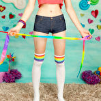 Pic of Cute babe goes naked