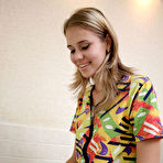 Pic of Sexy teen housewife stopped making dinner and took off her dressing gown, she gamboled a little and then finished her cooking being naked free pictures