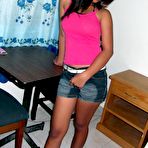 Pic of Lovely young Filipina Charmaine