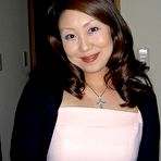 Pic of Kimono babe shows off her hairy goods