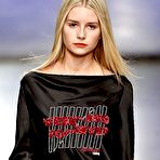 Pic of Lottie Moss legs at Autumn Winter 2017 runway images