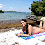 Pic of Katrina Kastro picks up a guy at the beach for instant sex