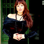 Pic of Chloe Vevrier Black Dress Curves