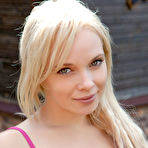 Pic of Feeona A gets her body dripping wet - SexyNudePornStars.com