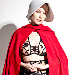Pic of Emily Bloom in Handmaid's Tale - Tribute To Beauty