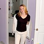 Pic of Amateur Teen Theme Park Worker