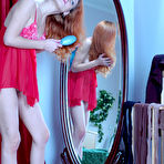 Pic of ePantyhoseLand :: Salome yummy pantyhose chick