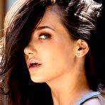 Pic of Gia Paige Taking Off Her Top - Pmates Beautiful Girls!