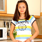 Pic of Shrima in Shrima in latinas