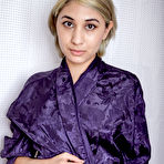 Pic of Nenetl Avril in Nenetl Avril in masturbation