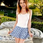 Pic of Kristen Scott Looks Lovely Outdoors