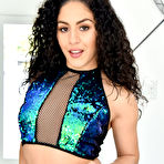 Pic of Liv Revamped in Liv Revamped in latinas