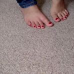 Pic of Beauty with a nice ass passionately masturbates at AmateurPorn.me