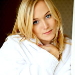 Pic of Aislin in Nuasi by Arkisi