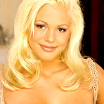 Pic of Stephanie Heinrich at HQ Sluts