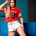 Pic of Cute Petite Demi Fray Strips Out Sports Outfit | Busty Porn