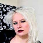 Pic of Armbinder Fetish