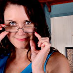 Pic of Naughty American housewife playing alone