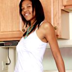 Pic of Ebony Girl Desire In Kitchen
