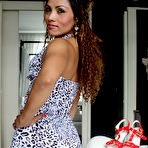 Pic of Examples of Mistress Ooy - Picking the shoe / Mistress of Asia