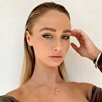 Pic of You Saw Her Here First: Gold Coast Supermodel Brooklyn Kelly Owns Instagram &ndash; Heyman Hustle