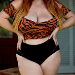 Pic of Lucy Vixen - Naked Attraction - Nothing But Curves - Curvy Girl Nudes