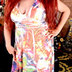 Pic of Big booty curvy mature lady playing with herself