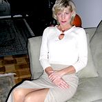 Pic of WifeBucket | Hot blowjobs from a classy mature wife