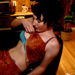 Pic of Annie James Rockin At The Bar