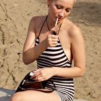 Pic of Smoking Amateur Fingers In Public