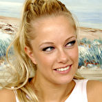 Pic of LesArchive.com