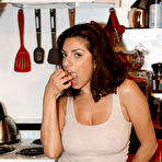 Pic of Darcie Dolce Reveals Tits