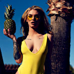 Pic of Saskia Valentine Swimsuit